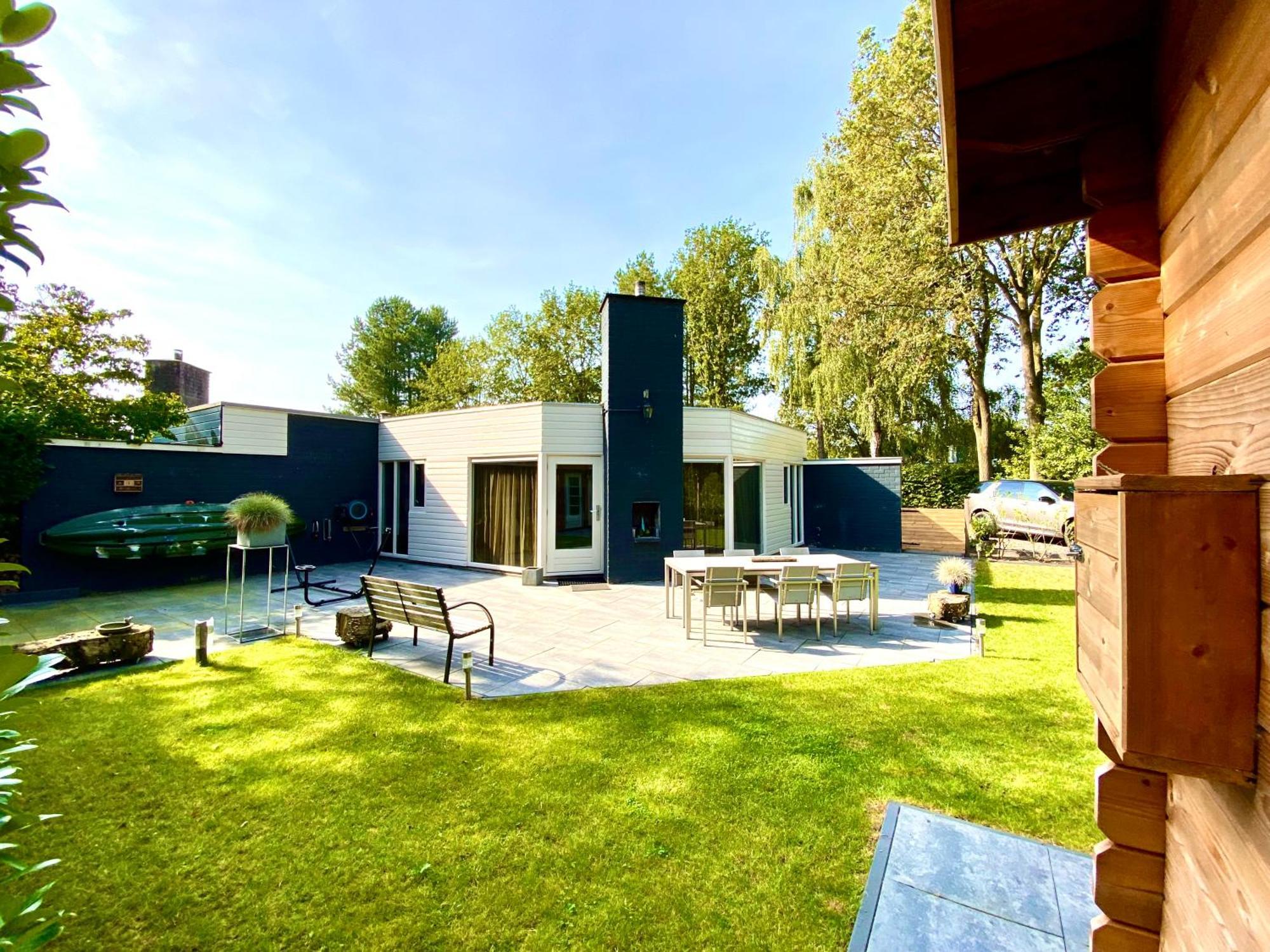 Strandhuisje Ermerzand Luaran gambar